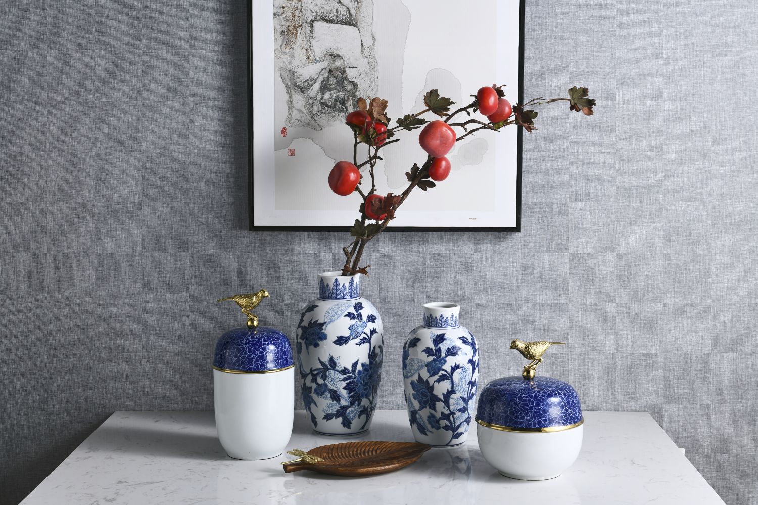 The Art and Natural Beauty of Blue and White Porcelain Vases