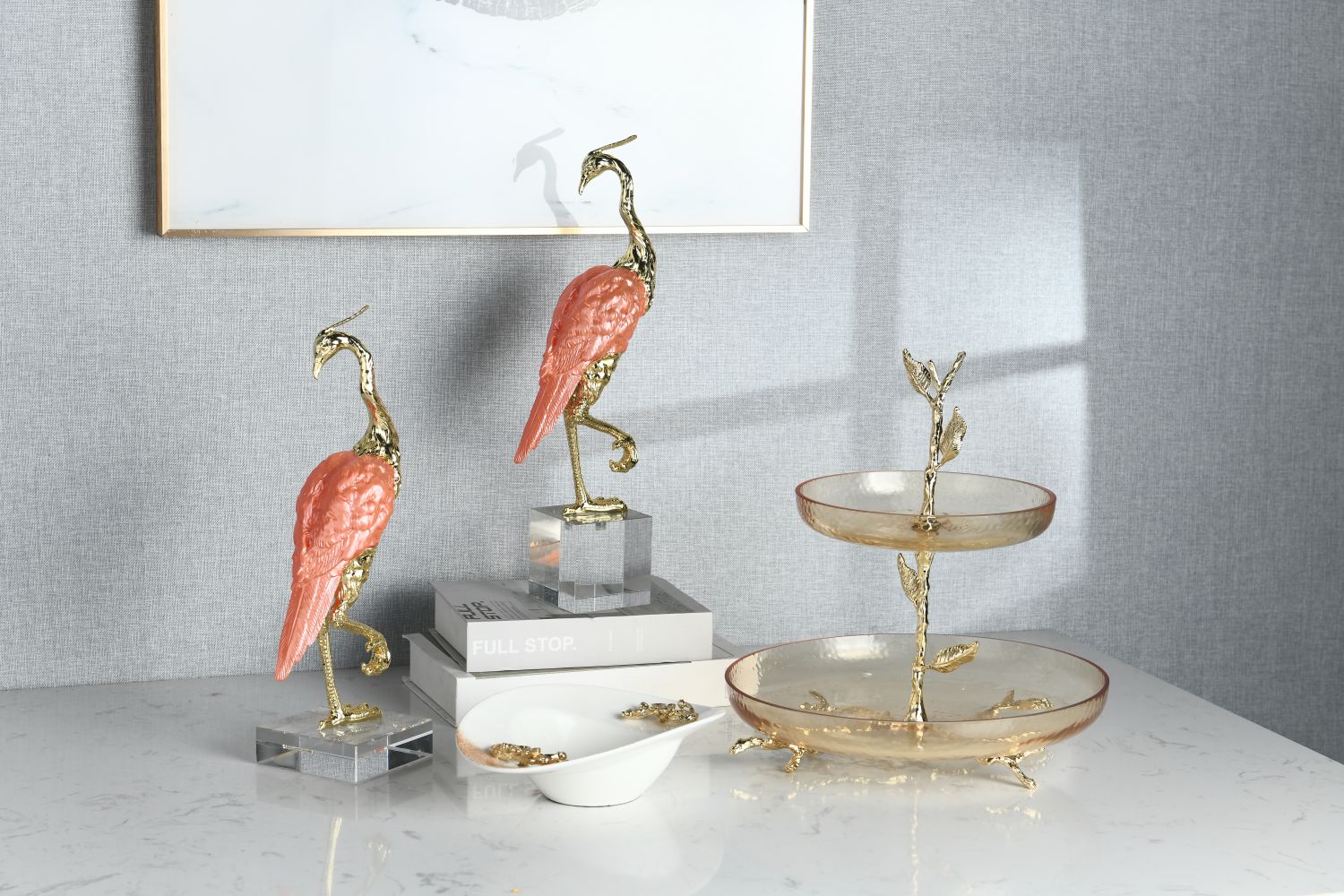 The Elegance and Nobility of Golden Crane Sculptures