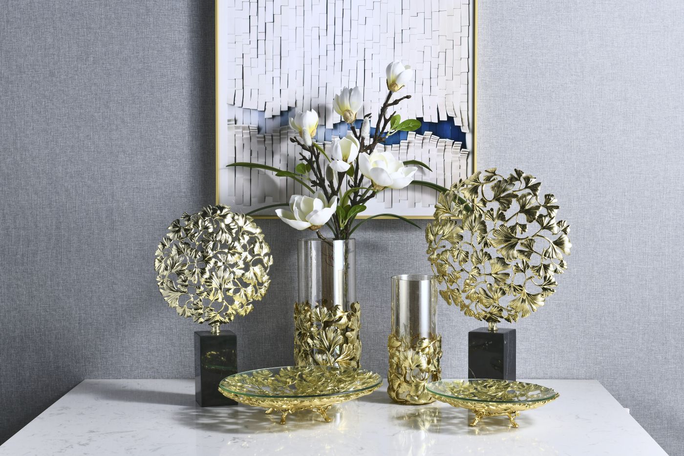 Elegance in Gold: A Serene Artistic Display