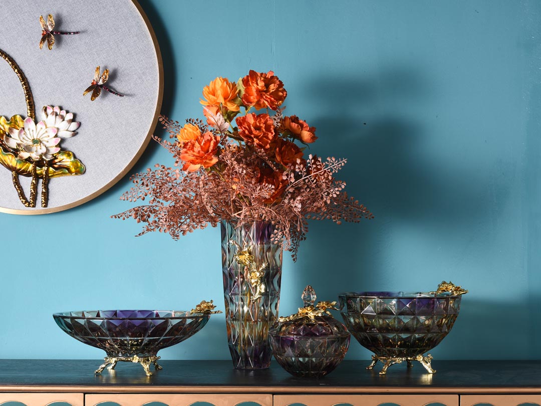 Colorful Baccarat-style Fruit Bowl