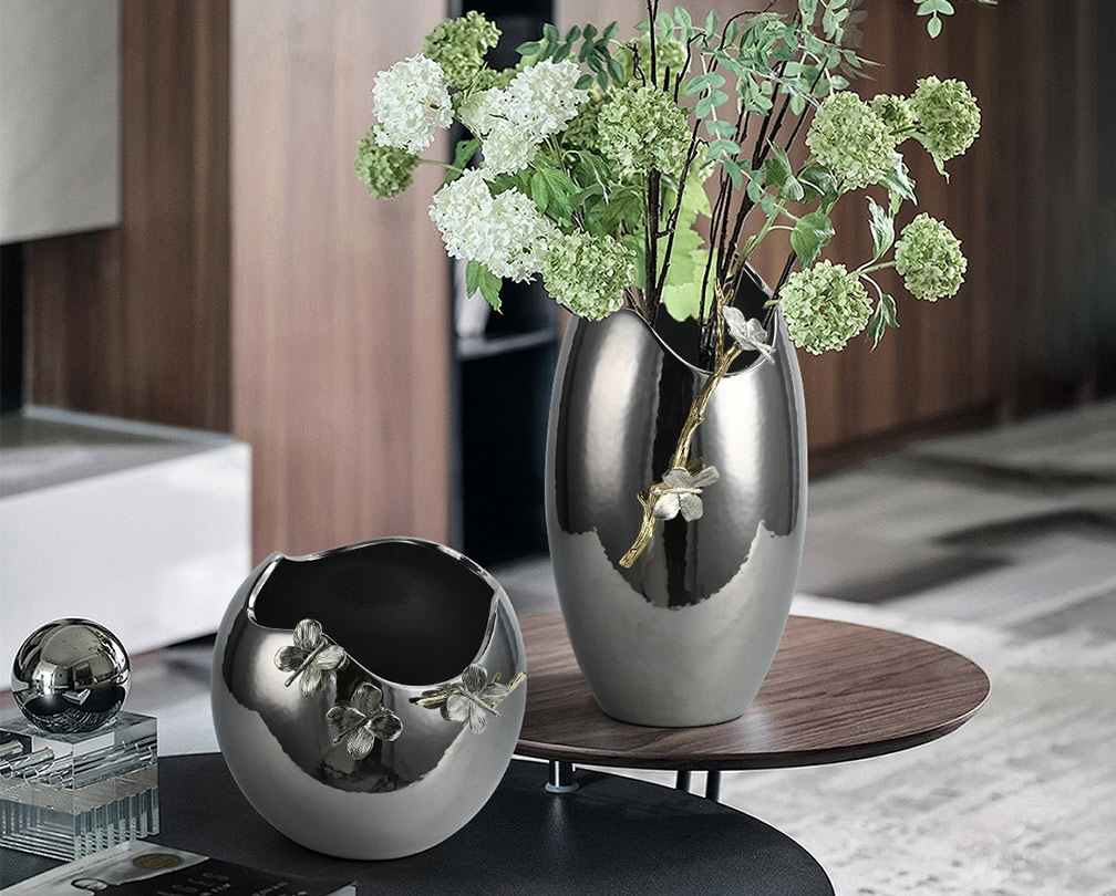 Electroplated mirror ceramic vase