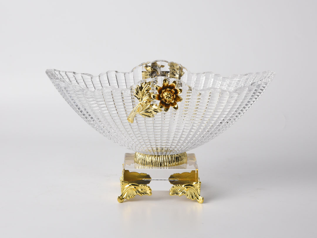 Leaf Shaped Fruit Bowl with Crystal Base