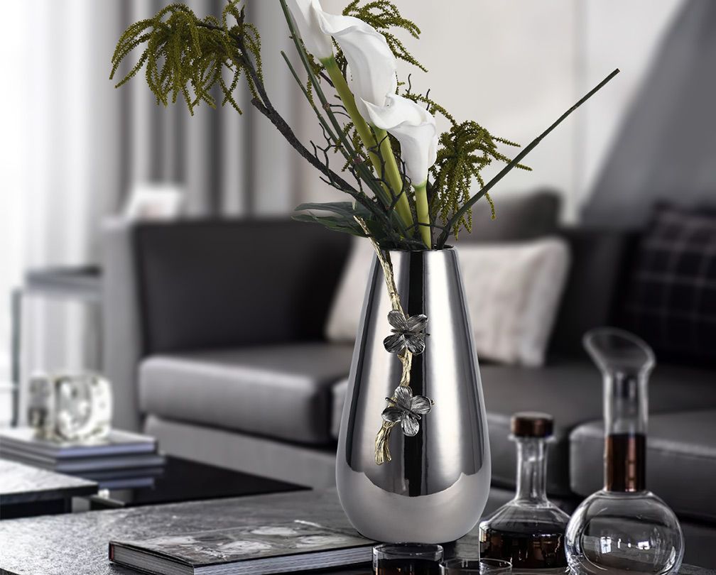 Light luxury silver vase