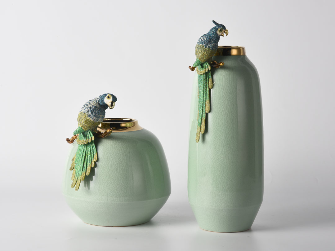 Parrot on Green Ceramic Vase Decor